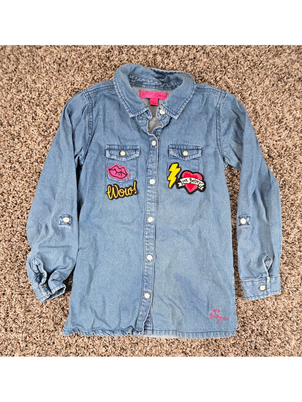 Betsey Johnson girl's Sz 7/8 button-down denim shirt w/ Patches